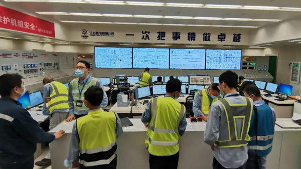Tianwan-5-first-criticality-control-room-July-2020-(CNNC)_副本.jpg
