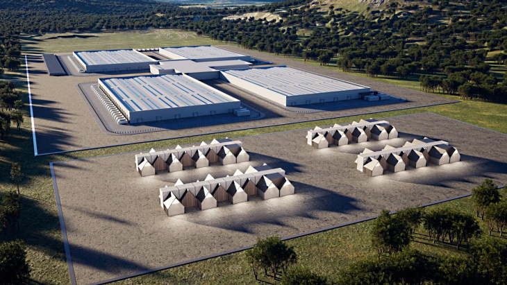 1752203532001019232.jpg AaloPodswithDataCentre_56300.jpg