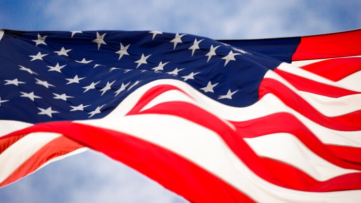 US-flag-(A-Johnson-Pixabay).jpg