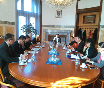 Wang Yiming leads a survey group to Spain and the Czech Republic
