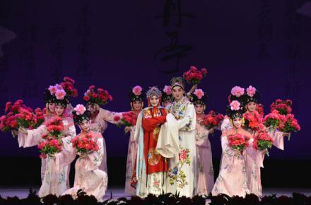 1733303630941086997.jpg 百年湘昆1.jpg