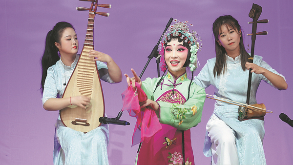 1735020253072071158.jpg 花鼓2.jpg