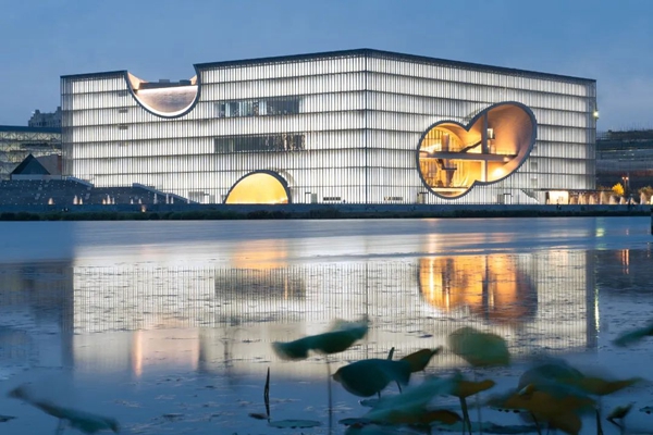 1751621150886031524.jpg 1733389353401089151.jpg