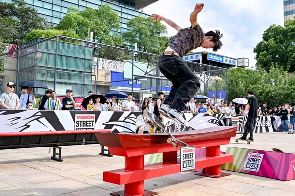 1751940363071022937.jpg 16.jpg