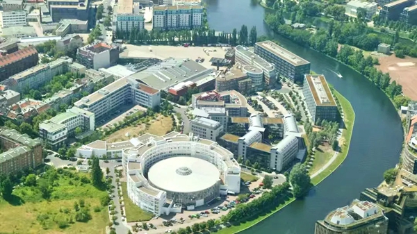 1761701557488009486.jpg 11.jpg