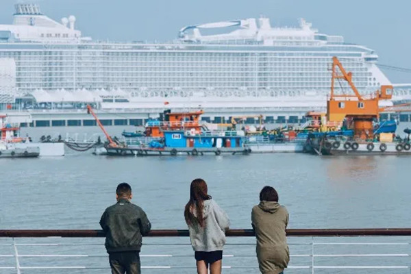 1761813433754045977.jpg 359128311.jpg