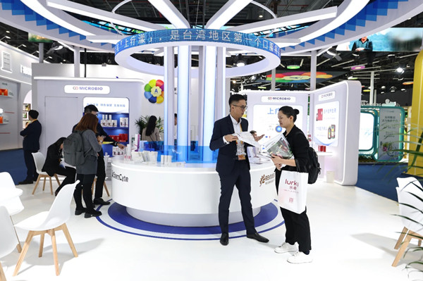 1762939064259086462.jpg 中1.jpg