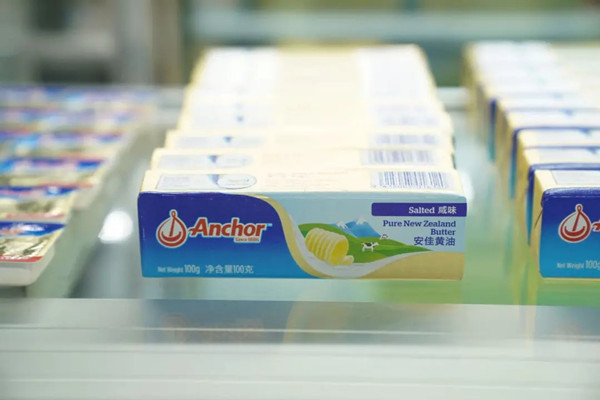 1763515748849089985.jpg 33.jpg