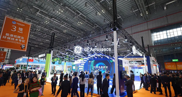 1764056693878011409.jpg 4154217499.jpg