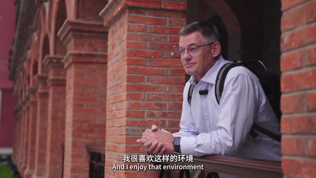 British executive enjoys living in Hongkou