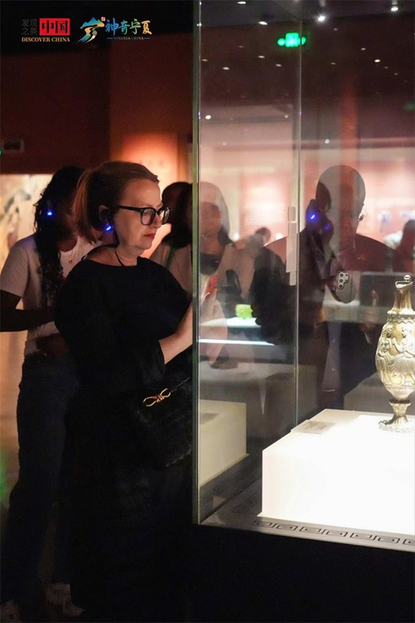 1756435265597093573.jpg 10.jpg