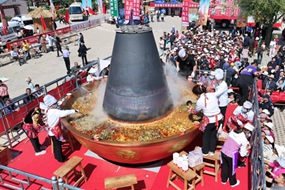 Rural cuisine fuels Ningxia development