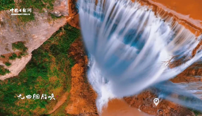 Explore spectacular waterfalls, strange rocks in Ningxia