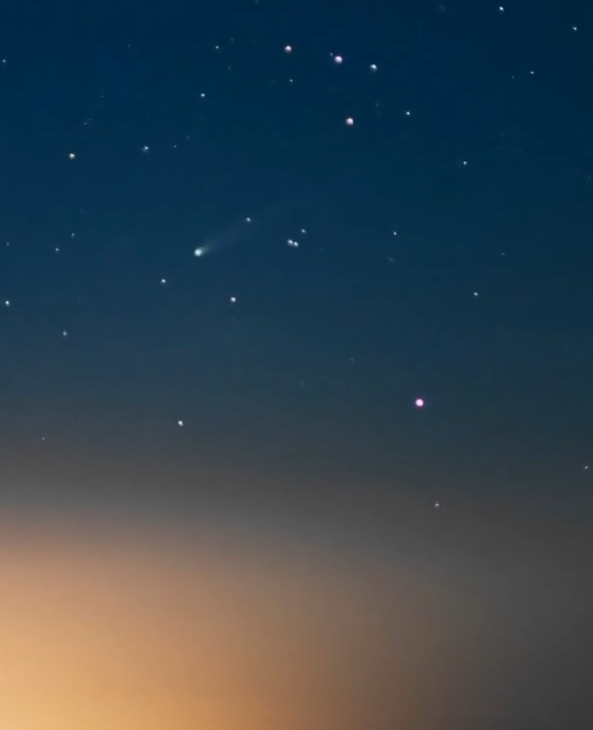 Stunning night sky captured over Liupan Mountain in Ningxia