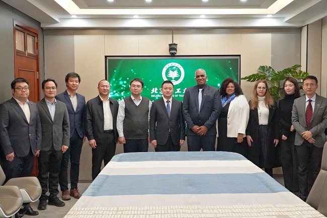 Cuba's Vice-Minister of Higher Education visits BIT