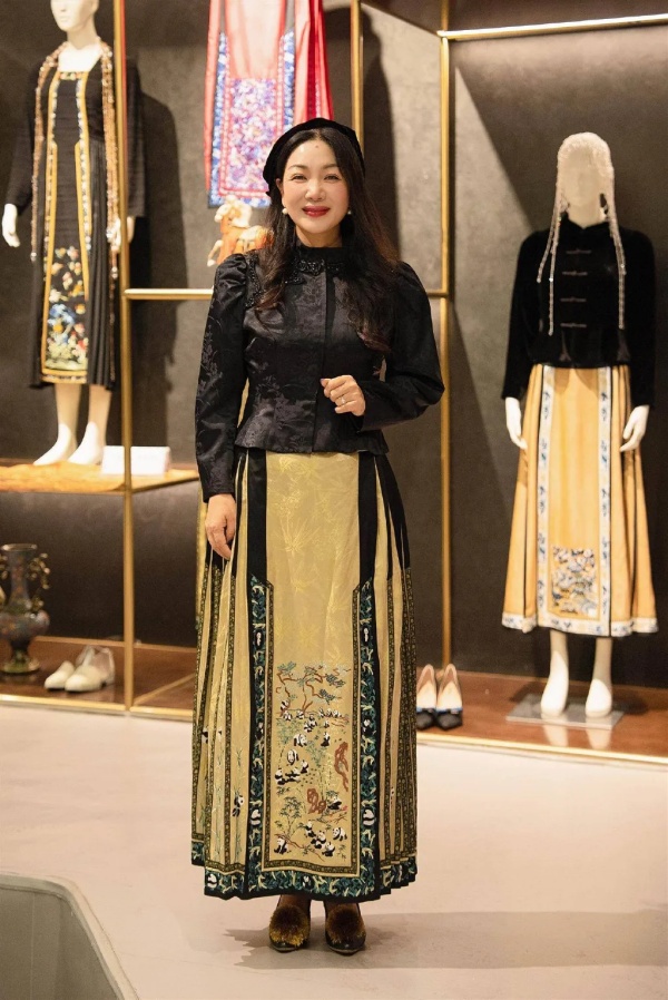 1763711612889067080.jpg 设计师.jpg