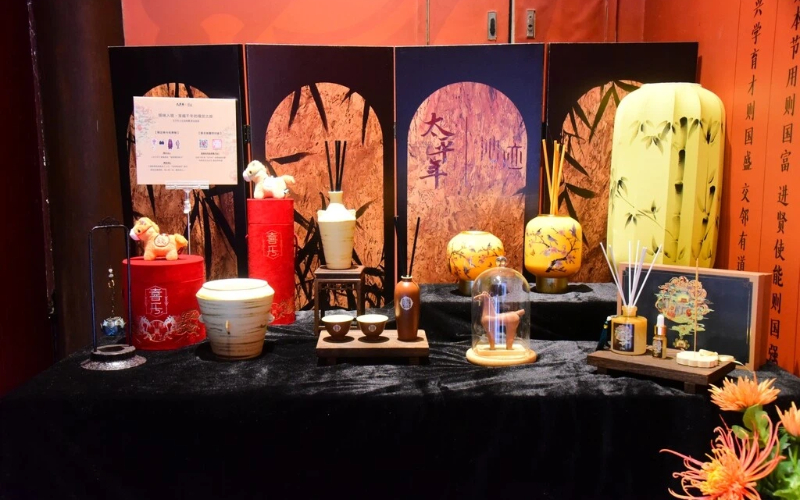 1769053023583060875.jpg 44.jpg