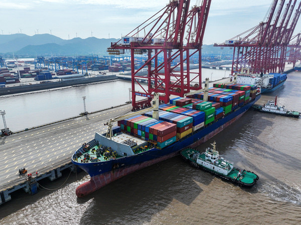 Zhoushan's Jintang port area tops 20 million TEUs