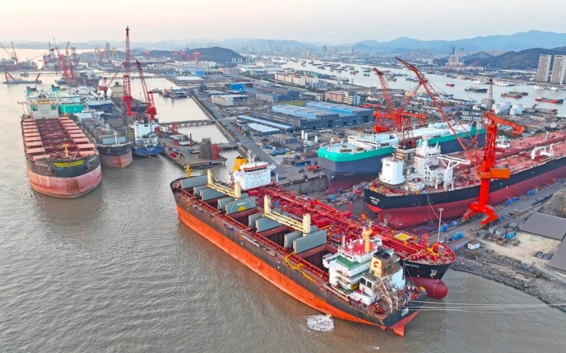 Zhejiang passes regulation to boost maritime economy