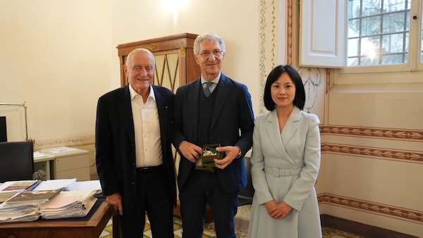 Florence welcomes cultural showcase from Ningbo 