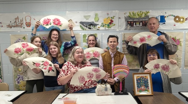 Ningbo artist Jiang Hongsheng: Ink and friendship across borders