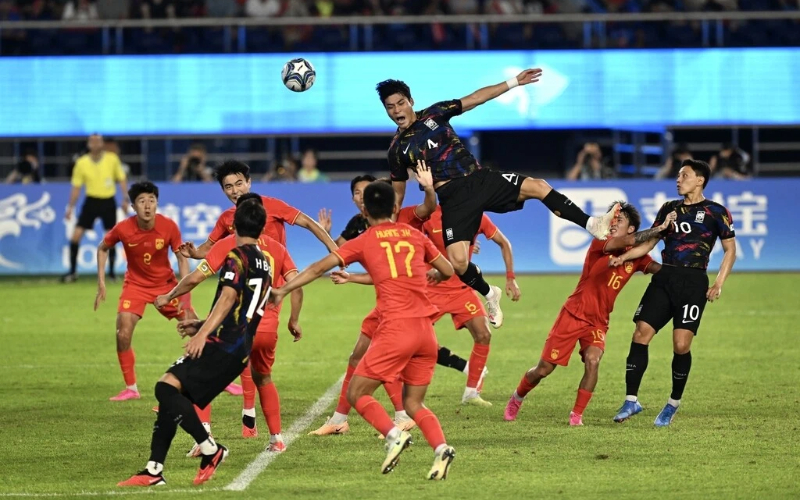 Zhejiang FC signs South Korean midfielder Park Jin-seop