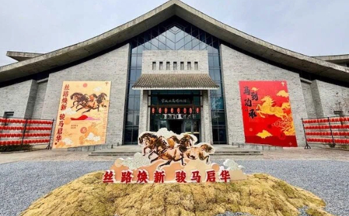 Ningbo museum celebrates horse-themed cultural heritage