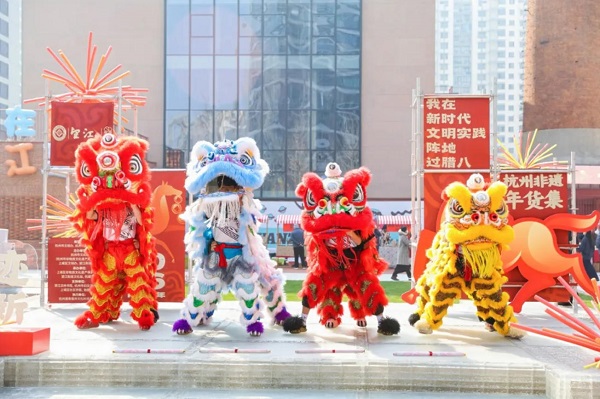 Spring Festival shopping and travel season begins