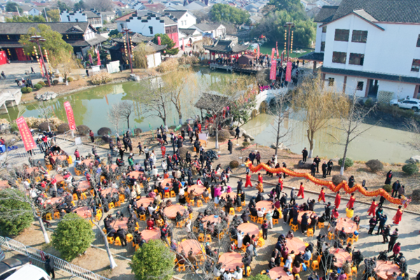 Huzhou village celebrates fishery culture with festive traditions