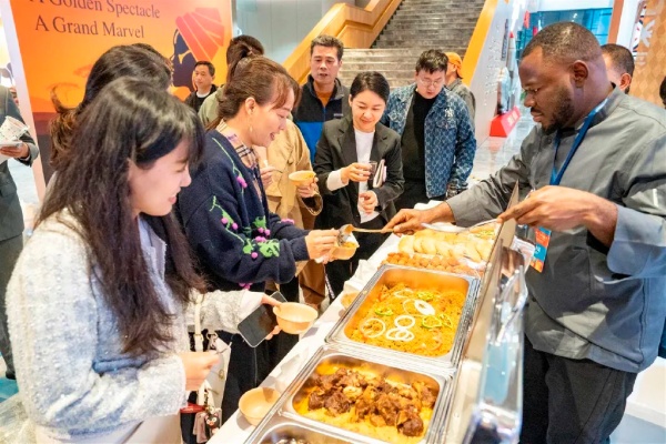 1762498197596041860.jpg 美食.jpg