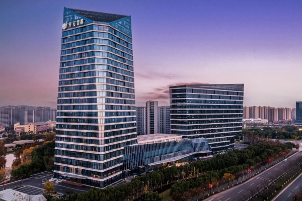 Lanxi Vangu Grand New Century Hotel receives five-star rating