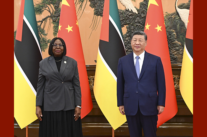 Си Цзиньпин встретился с премьер-министром Мозамбика