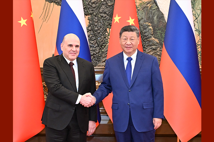 Си Цзиньпин встретился с премьер-министром РФ