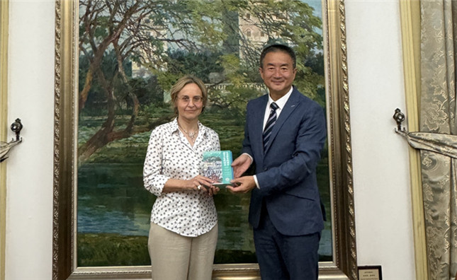 Chen Guangjun meets with minister of Italian Embassy in China