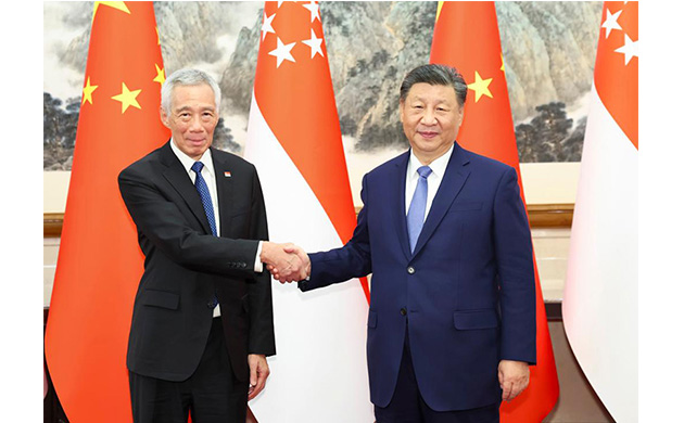 Xi meets Lee Hsien Loong, calling for boosting China-Singapore cooperation