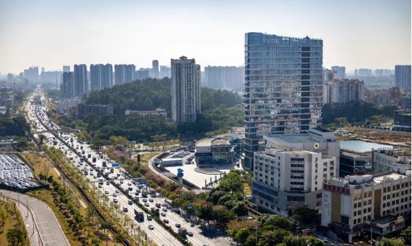 Baiyun Avenue ascends as core of 100b-yuan auto industry