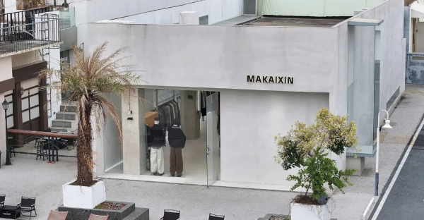 New rooftop cafe awaits your visit