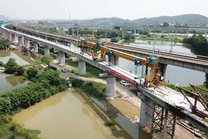 Construction of Guangzhou-Zhanjiang high-speed rail progressing