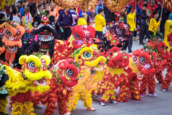 Lion dance performed in Baiyun to celebrate Lantern Festival