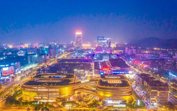 Baiyun commercial district named pioneer area for night markets in Guangzhou