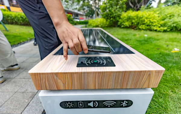 Solar-powered smart charging benches debut in Baiyun