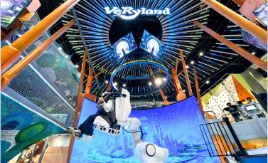 New indoor VR entertainment complex debuts in Baiyun