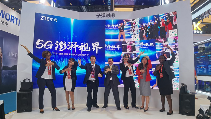 Foreign envoys in Guangzhou participate in world UHD video conference