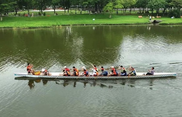 Dragon boat team in Nansha prepare for intl competition