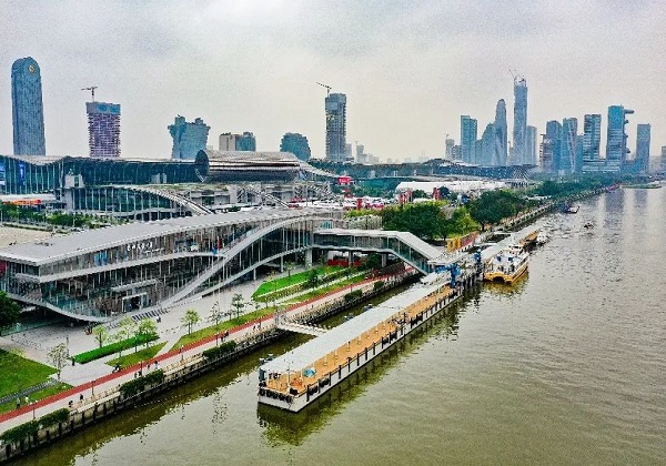 Emirates opens check-in service in Guangzhou