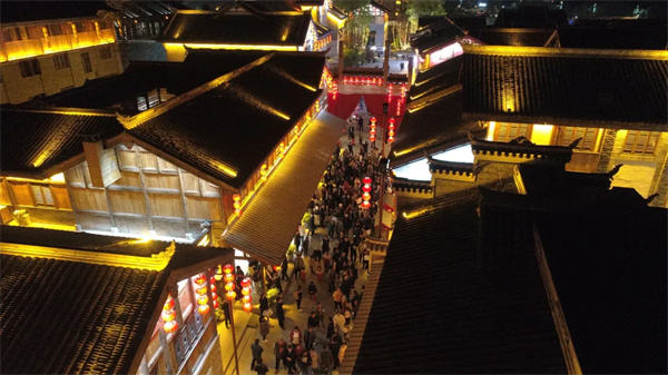 1737452683213088518.jpg 街区2.jpg