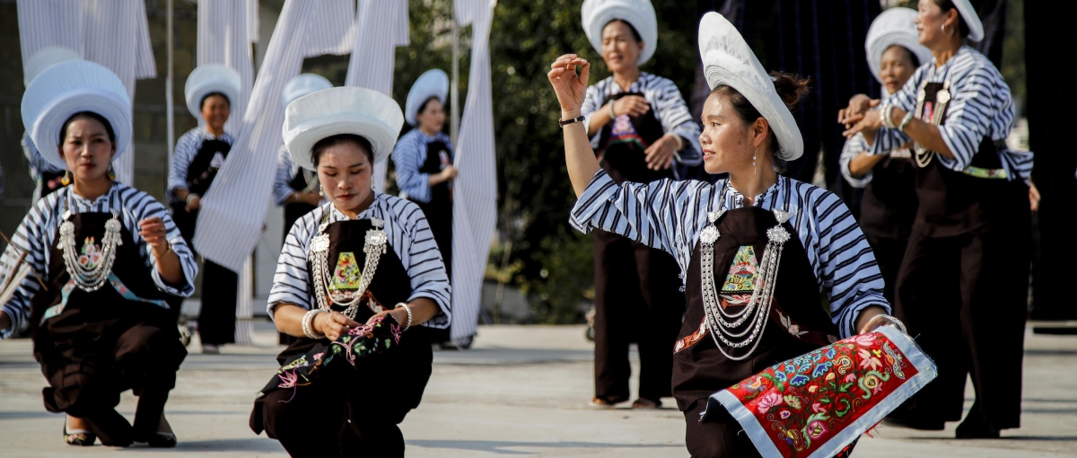 Global storytellers enthralled by Guizhou's Bouyei heritage