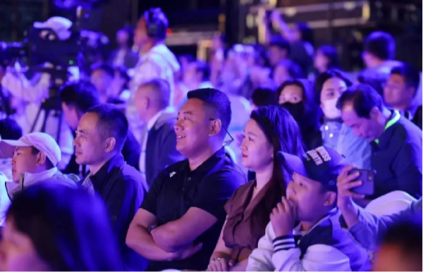 1752658230569082573.png 2.png