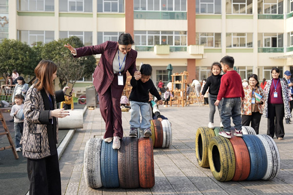 Uzbek delegation visits Huzhou's Anji for educational exchange