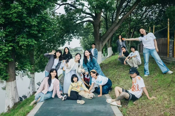 Young entrepreneurs transform Huzhou's villages with innovative operations